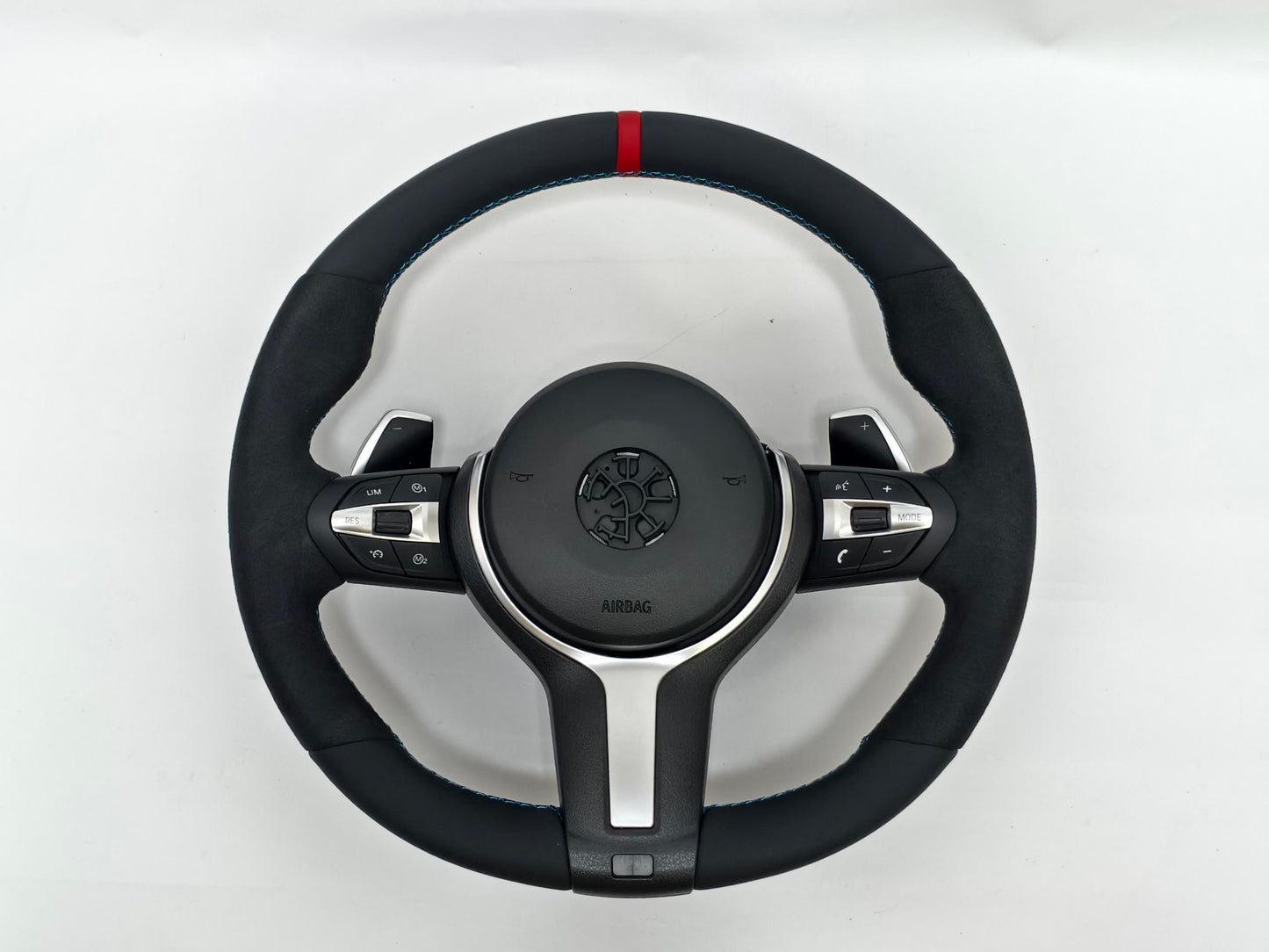 Volante BMW E Series — Alcantara