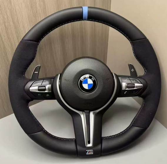 Volante BMW E Series — Alcantara