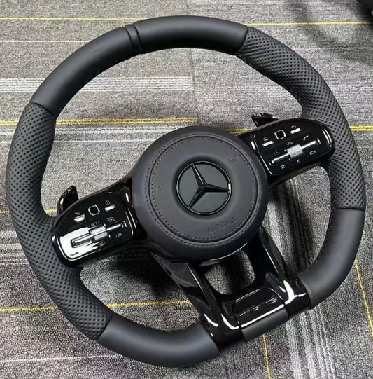 Volante Mercedes-Benz AMG — Cuero